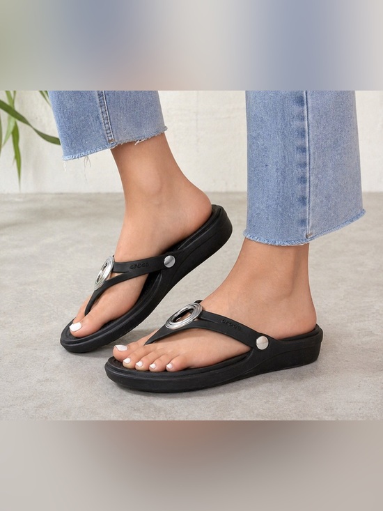 CROCS Shoes - Crocs Black Platform Flip Flops W8 Dual Comfort Thong Sandals Casual Chic